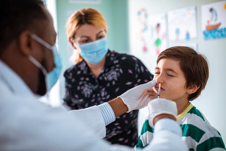 Parents urged to keep children with flu symptoms out of school Parents urged to keep children with flu symptoms out of school