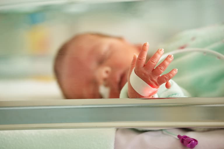 Irish dad shares warning after his 12-week-old baby was hospitalised with RSV Irish dad shares warning after his 12-week-old baby was hospitalised with RSV