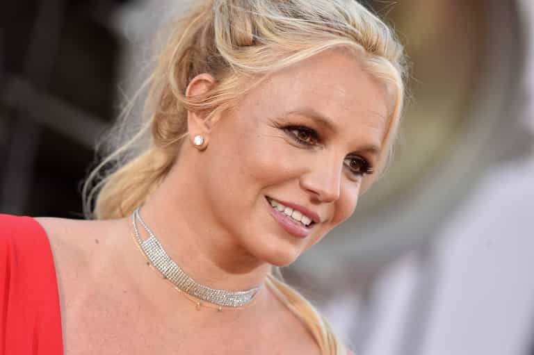 Britney Spears asks fans to respect her privacy after police call to house Britney Spears asks fans to respect her privacy after police call to house