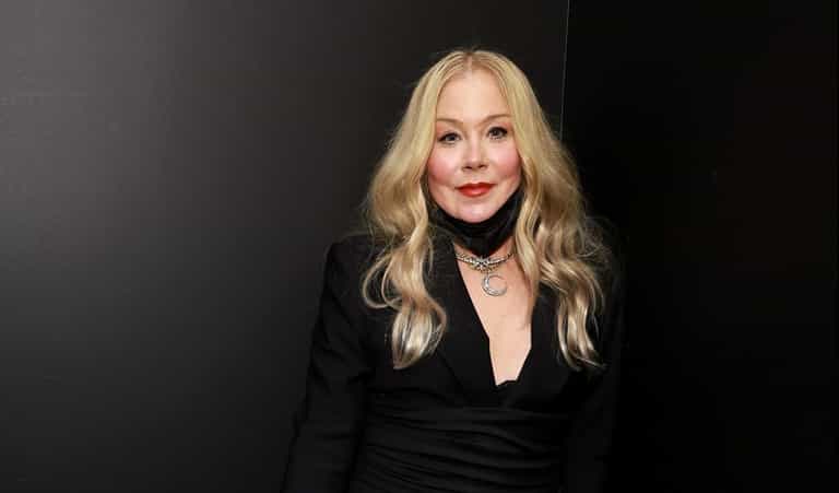 Christina Applegate to change career path following multiple sclerosis diagnosis Christina Applegate to change career path following multiple sclerosis diagnosis