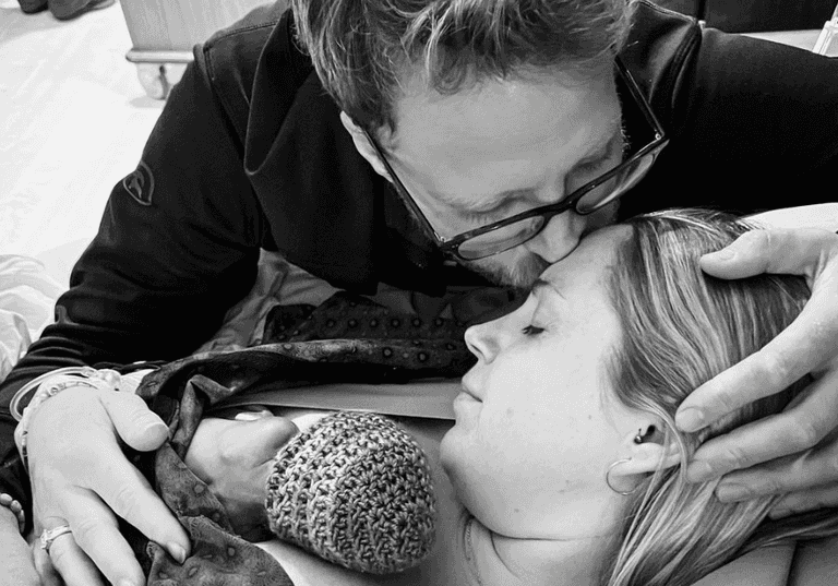 Bachelor Nation star Sarah Herron’s baby passes away shortly after birth Bachelor Nation star Sarah Herron’s baby passes away shortly after birth