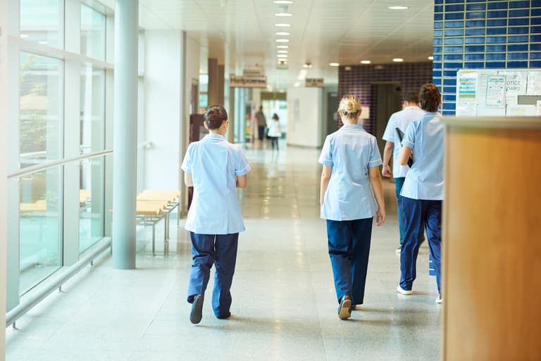 Irish nurse reveals parents have threatened to stab her in hospital Irish nurse reveals parents have threatened to stab her in hospital