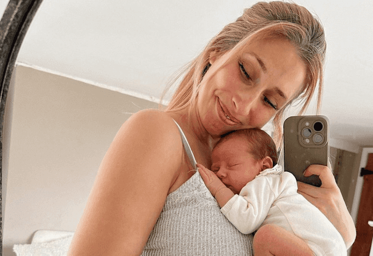 “Have a day off”: Stacey Solomon shuts down mum-shamers “Have a day off”: Stacey Solomon shuts down mum-shamers