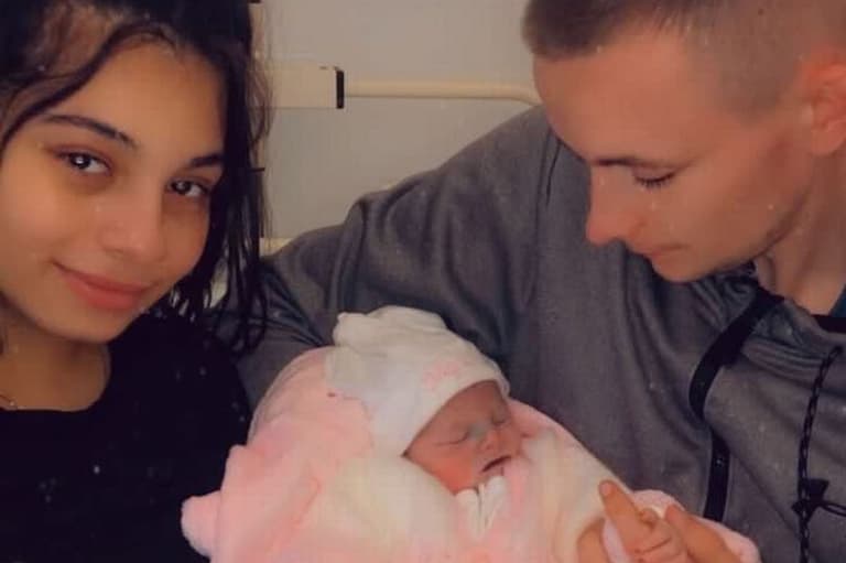 Fundraiser launched to help couple buy headstone for stillborn daughter Fundraiser launched to help couple buy headstone for stillborn daughter