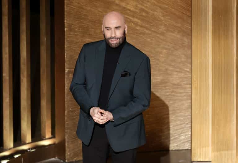 John Travolta fights back tears during Oscar tribute to Olivia Newton-John John Travolta fights back tears during Oscar tribute to Olivia Newton-John