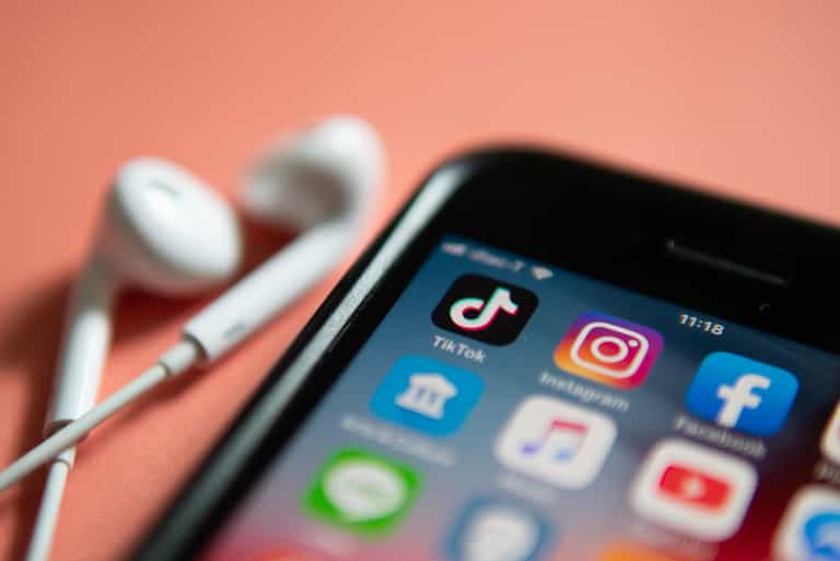 TikTok is introducing a screentime limit for users under 18 TikTok is introducing a screentime limit for users under 18
