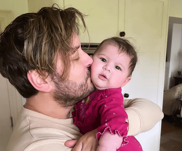 Viewers in floods of tears over Brian Dowling and Arthur Gourounlian’s doc Viewers in floods of tears over Brian Dowling and Arthur Gourounlian’s doc