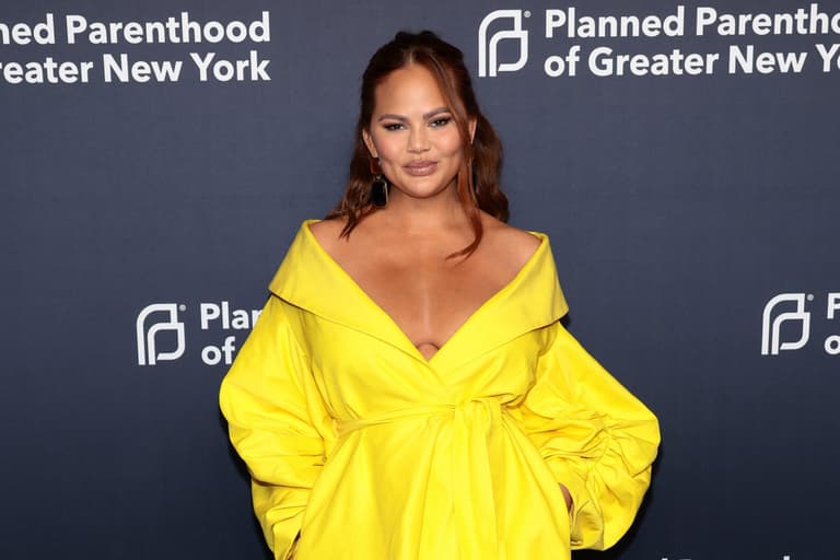 Chrissy Teigen gets honest about her “changing body” after birth of daughter Chrissy Teigen gets honest about her “changing body” after birth of daughter