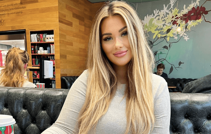 Shaughna Phillips gets brutally mum-shamed again Shaughna Phillips gets brutally mum-shamed again
