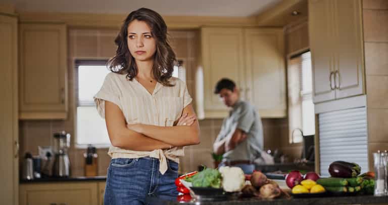 Woman prepares second meal for husband after he refuses to eat dinner Woman prepares second meal for husband after he refuses to eat dinner