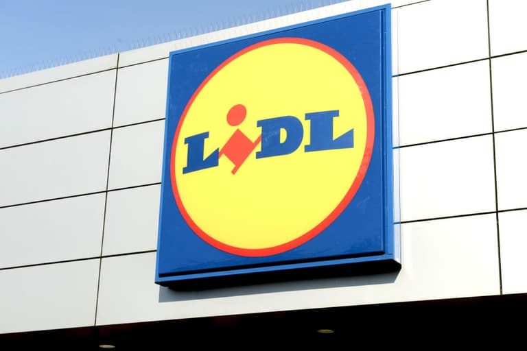 Lidl Ireland stocking summer outdoors range from €3.99 including pools and games for kids Lidl Ireland stocking summer outdoors range from €3.99 including pools and games for kids