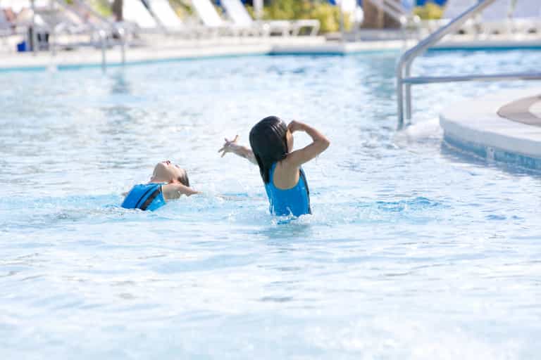 CPR experts explain serious danger of kids wearing blue swimsuits CPR experts explain serious danger of kids wearing blue swimsuits
