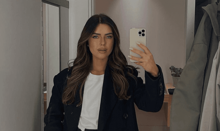 ‘Grief is so common’: Bonnie Ryan opens up about dad Gerry’s death ‘Grief is so common’: Bonnie Ryan opens up about dad Gerry’s death