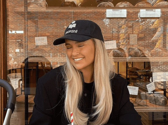 Molly-Mae shares incredible surprise video as she celebrates her 24th birthday Molly-Mae shares incredible surprise video as she celebrates her 24th birthday