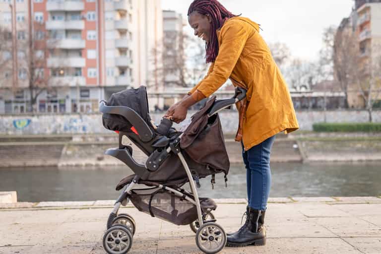 Man saves baby after pram nearly rolls into oncoming traffic Man saves baby after pram nearly rolls into oncoming traffic