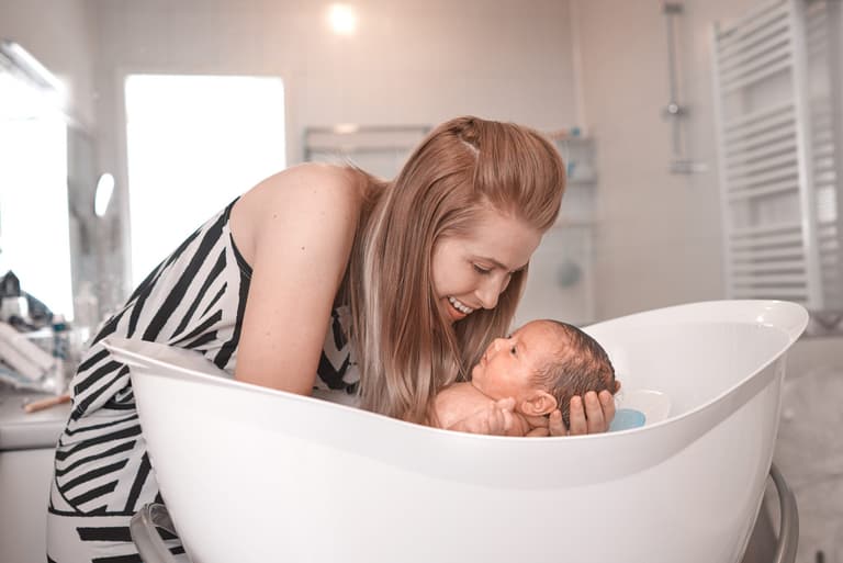 Midwife warns of daily routine myth that can be bad for babies Midwife warns of daily routine myth that can be bad for babies