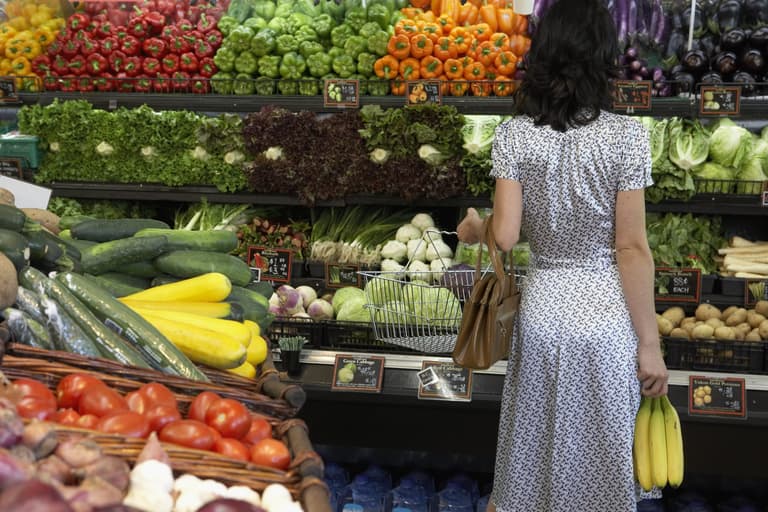 Irish shoppers warned of fruit and veg shortage Irish shoppers warned of fruit and veg shortage