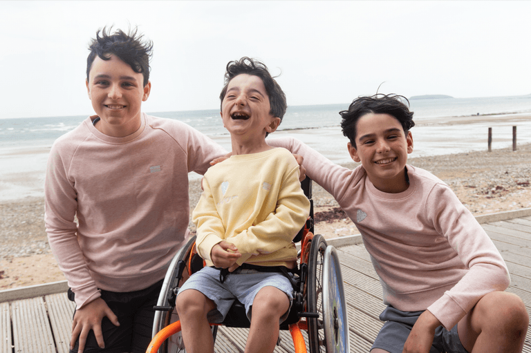 Adam King launches collab with Irish Urbanwear brand and it is adorable Adam King launches collab with Irish Urbanwear brand and it is adorable