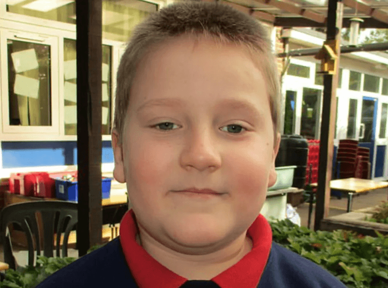 Parents pay emotional tribute after son (10) dies in choking incident in school Parents pay emotional tribute after son (10) dies in choking incident in school
