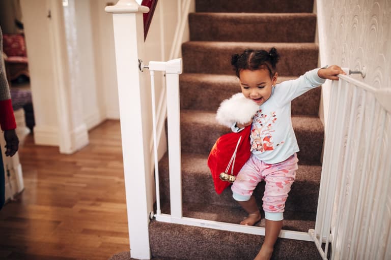 Mum fumes at husband after letting their toddler fall down the stairs Mum fumes at husband after letting their toddler fall down the stairs