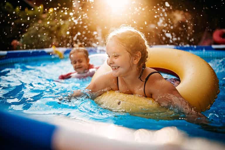 Parents warned over dangers of pool rings following terrifying incident Parents warned over dangers of pool rings following terrifying incident