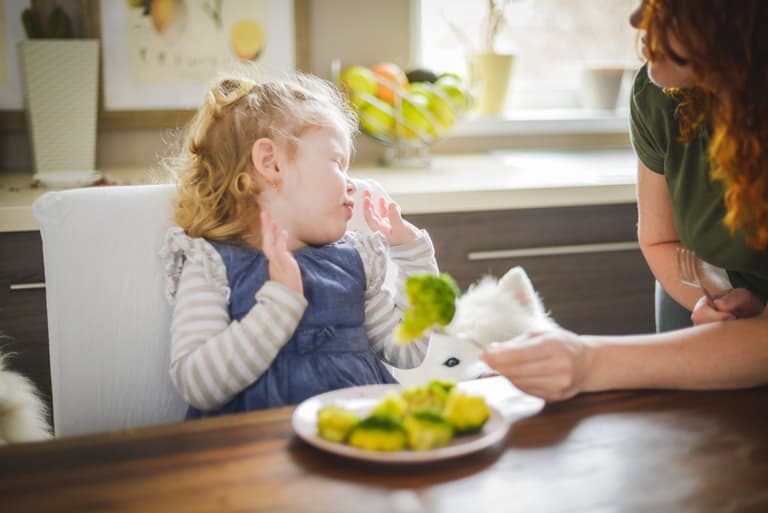 Mum shares genius hack for getting your fussy eaters to try new things Mum shares genius hack for getting your fussy eaters to try new things