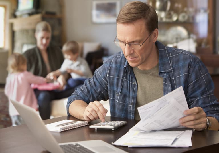 Survey finds majority of parents are worried about school costs Survey finds majority of parents are worried about school costs