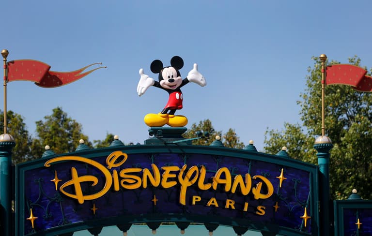 Teenage girl who vanished during family trip to Disneyland has been found Teenage girl who vanished during family trip to Disneyland has been found