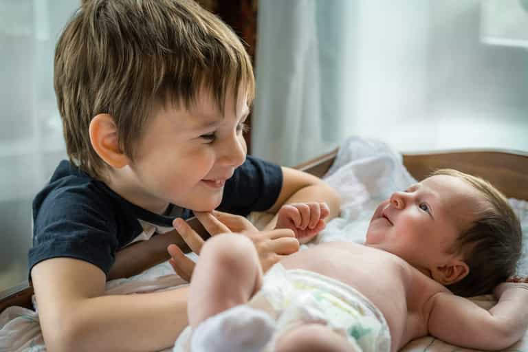 How to help your toddler adapt when a new baby comes home How to help your toddler adapt when a new baby comes home