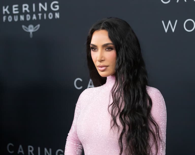 Kim Kardashian opens up about the difficulties of single parenting Kim Kardashian opens up about the difficulties of single parenting