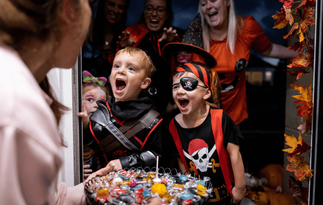 TikTok trend sees parents switching kids’ Halloween sweets with toys TikTok trend sees parents switching kids’ Halloween sweets with toys
