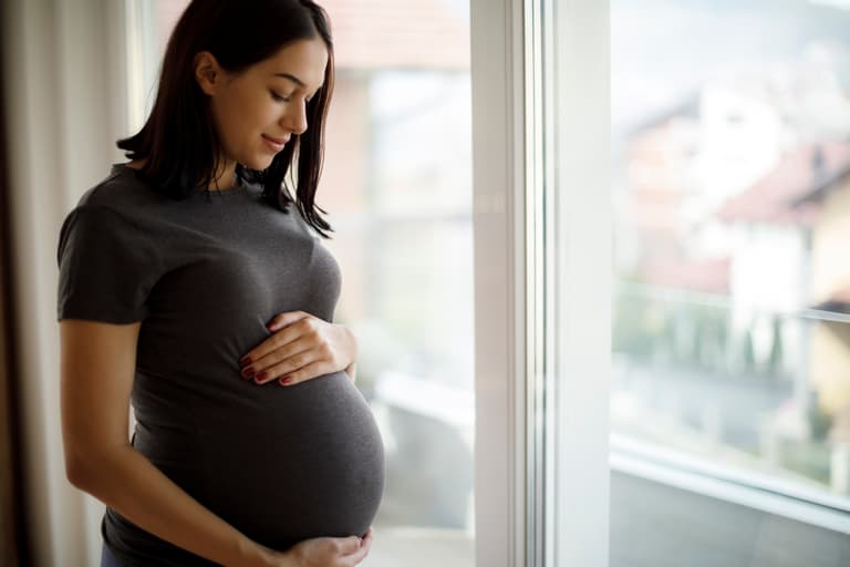 HSE issue warning to pregnant women over winter flu, Covid and whooping cough HSE issue warning to pregnant women over winter flu, Covid and whooping cough