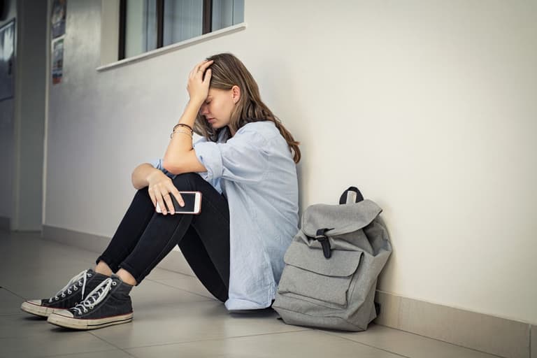 Is my teen suffering with anxiety? Here are the signs to look out for Is my teen suffering with anxiety? Here are the signs to look out for