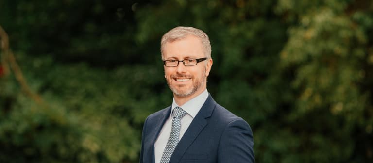 Minister Roderic O’Gorman implements domestic violence leave in Ireland from today Minister Roderic O’Gorman implements domestic violence leave in Ireland from today