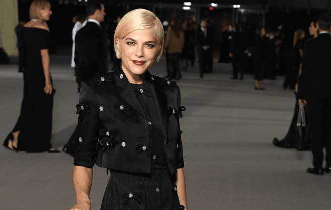 Selma Blair had ‘very hard time’ becoming a mother amid MS diagnosis Selma Blair had ‘very hard time’ becoming a mother amid MS diagnosis