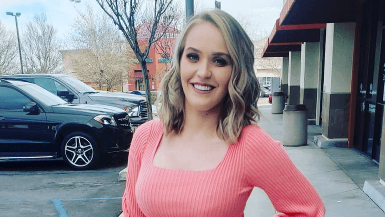 Mum-of-two Anna ‘Chickadee’ Cardwell has sadly died aged 29 Mum-of-two Anna ‘Chickadee’ Cardwell has sadly died aged 29