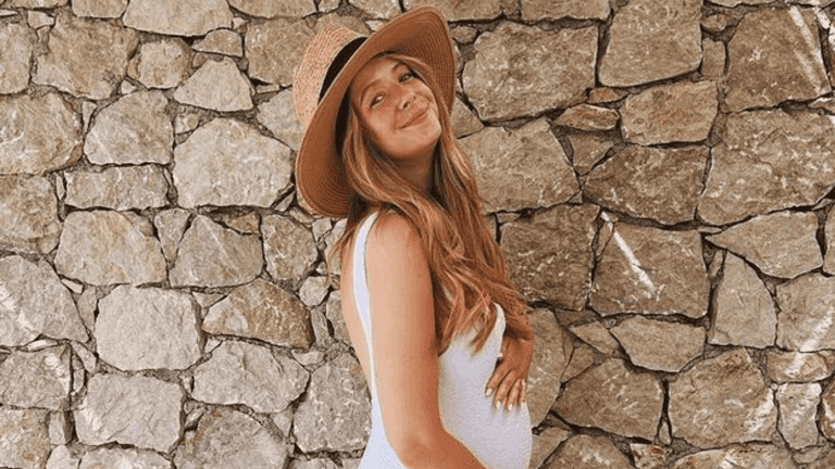 It’s a girl! Zoe Sugg and Alfie Deyes welcome baby #2 It’s a girl! Zoe Sugg and Alfie Deyes welcome baby #2