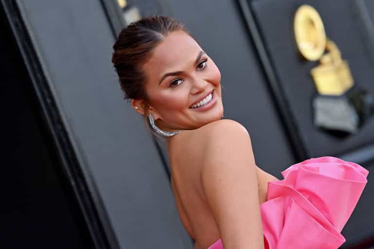 Chrissy Teigen reveals her son (5) has never eaten a vegetable Chrissy Teigen reveals her son (5) has never eaten a vegetable
