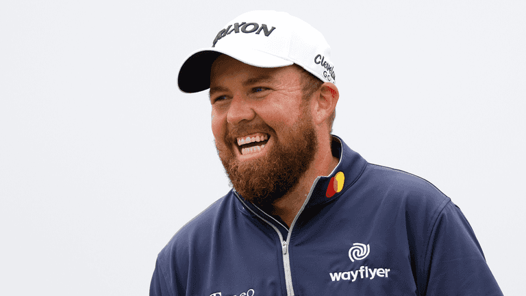 Shane Lowry makes incredible donation to sick Irish toddler Shane Lowry makes incredible donation to sick Irish toddler