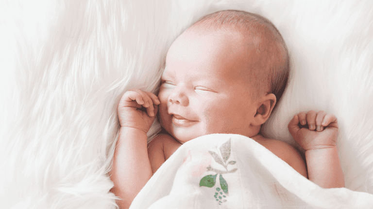 Abandoned baby girl finally leaves hospital with her foster family Abandoned baby girl finally leaves hospital with her foster family