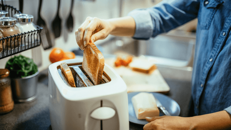 People are only realising their toaster has a ‘hidden compartment’ People are only realising their toaster has a ‘hidden compartment’