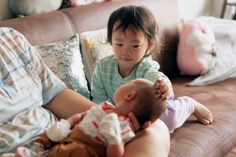 How to prepare your toddler, school-age children and teens for a new arrival How to prepare your toddler, school-age children and teens for a new arrival