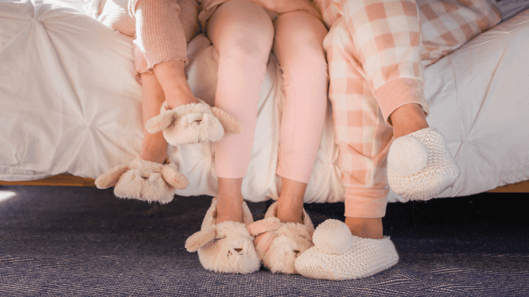 Is it wrong to wear your pyjamas on the school run? Is it wrong to wear your pyjamas on the school run?