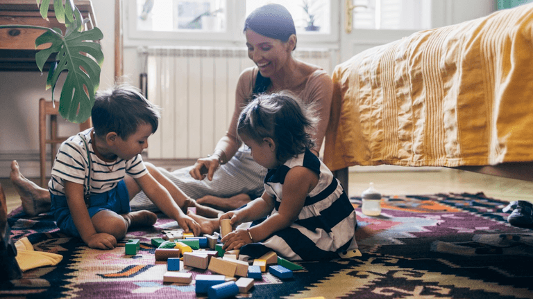 Mum leaves list of chores for her babysitter- is she wrong? Mum leaves list of chores for her babysitter- is she wrong?