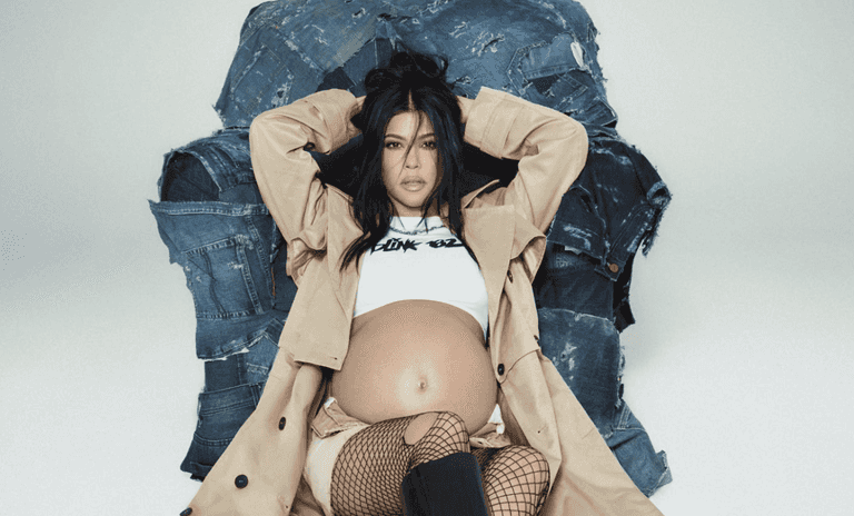 What Kourtney Kardashian packed inside her hospital bags What Kourtney Kardashian packed inside her hospital bags