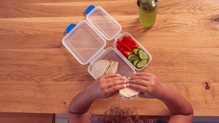 Teacher told my child to eat her lunch alone because of ‘the smell’ Teacher told my child to eat her lunch alone because of ‘the smell’
