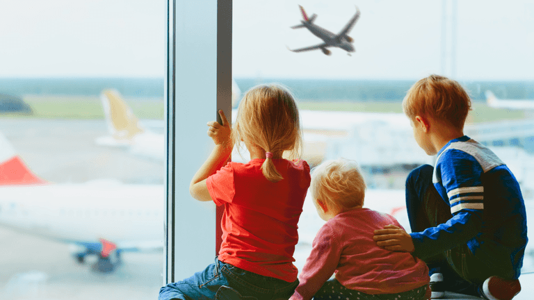 Flight attendant shares ‘warning’ to flyers who won’t swap seats for a child Flight attendant shares ‘warning’ to flyers who won’t swap seats for a child