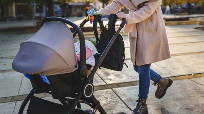 Two men hailed as heroes for saving toddler stolen from her pram Two men hailed as heroes for saving toddler stolen from her pram