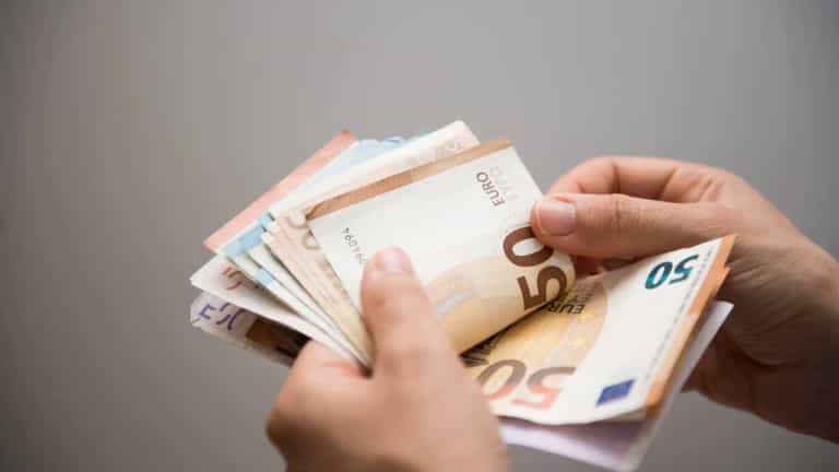 Social Protection Minister Heather Humphreys hints at double child benefit payments Social Protection Minister Heather Humphreys hints at double child benefit payments