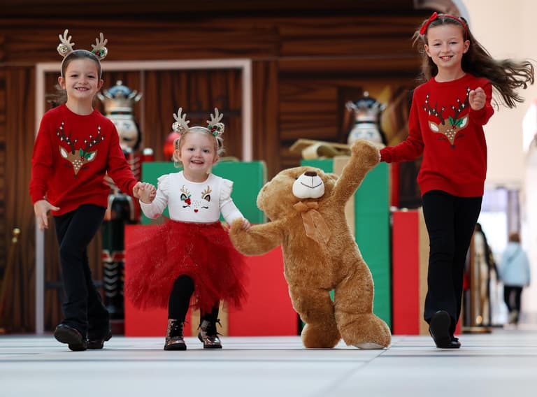 Santa Returns to Liffey Valley for a Magical Family Day Santa Returns to Liffey Valley for a Magical Family Day